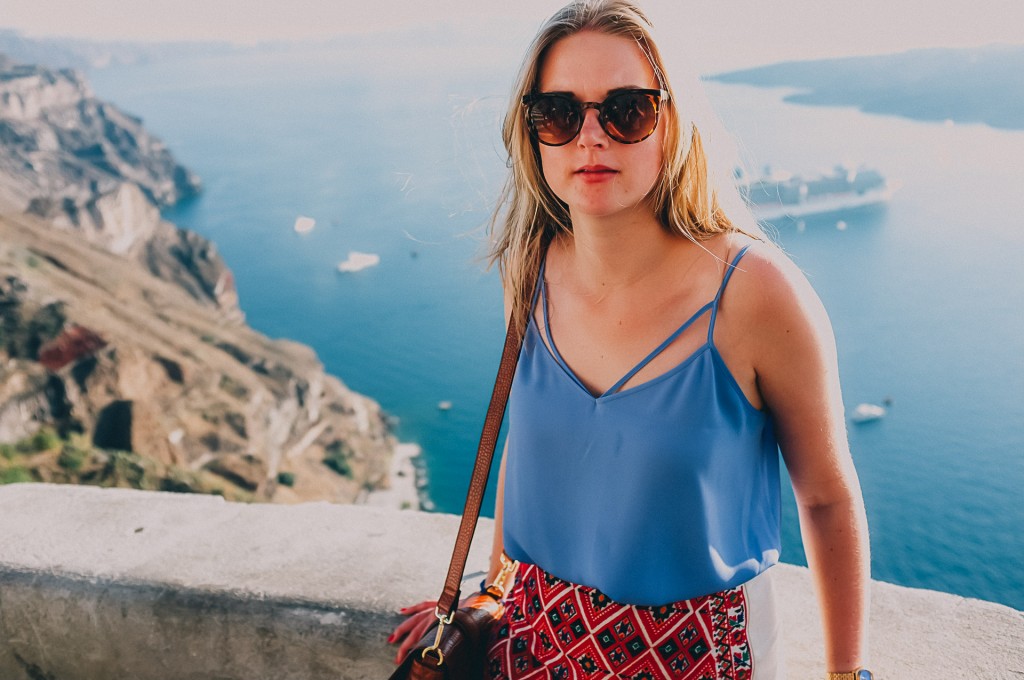 Santorini Travel Blogger